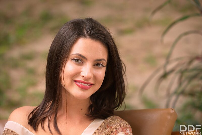 Арина, 24